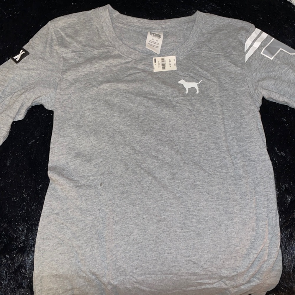 NWT VS PINK TEE